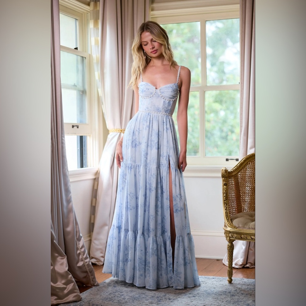 V. Chapman The Gwen Maxi Dress in Blue Tapestry Rose